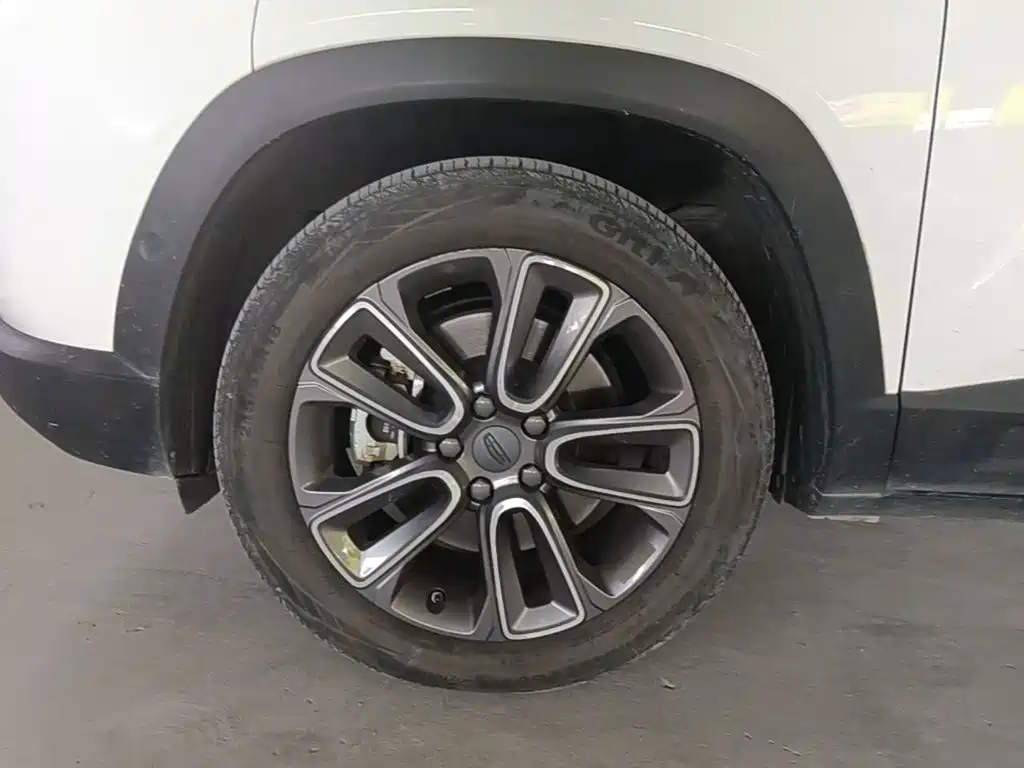 Geely Icon — миниатюра 23