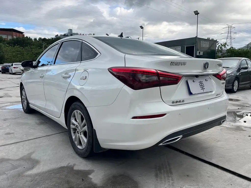 Changan Eado — миниатюра 7