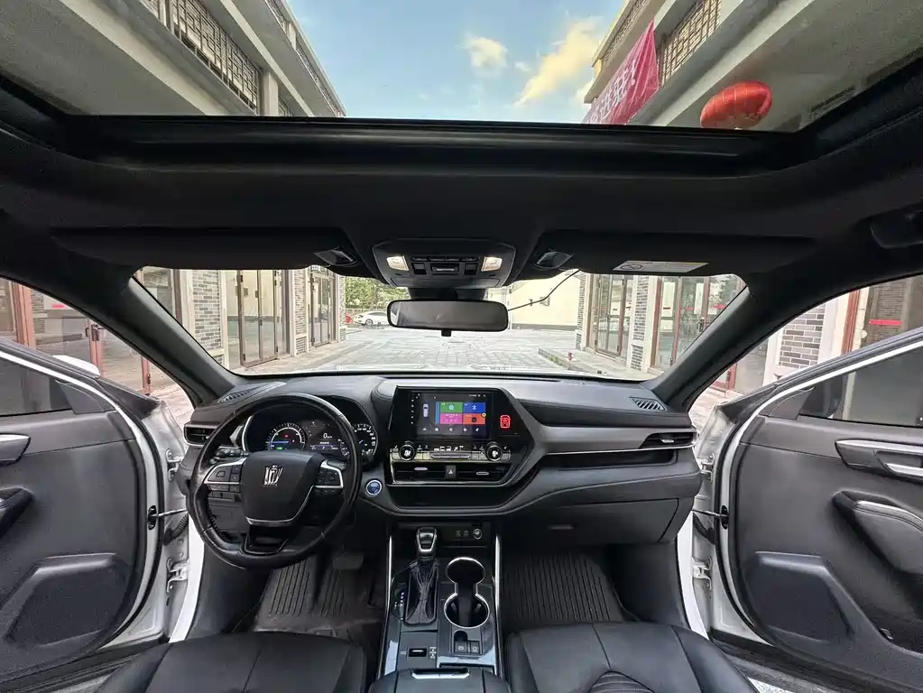 Toyota Crown Kluger 2021 2.5L HEV Luxury