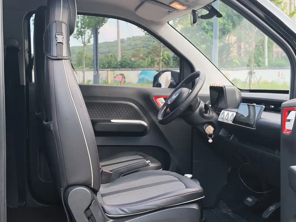Wuling MINIEV — миниатюра 15