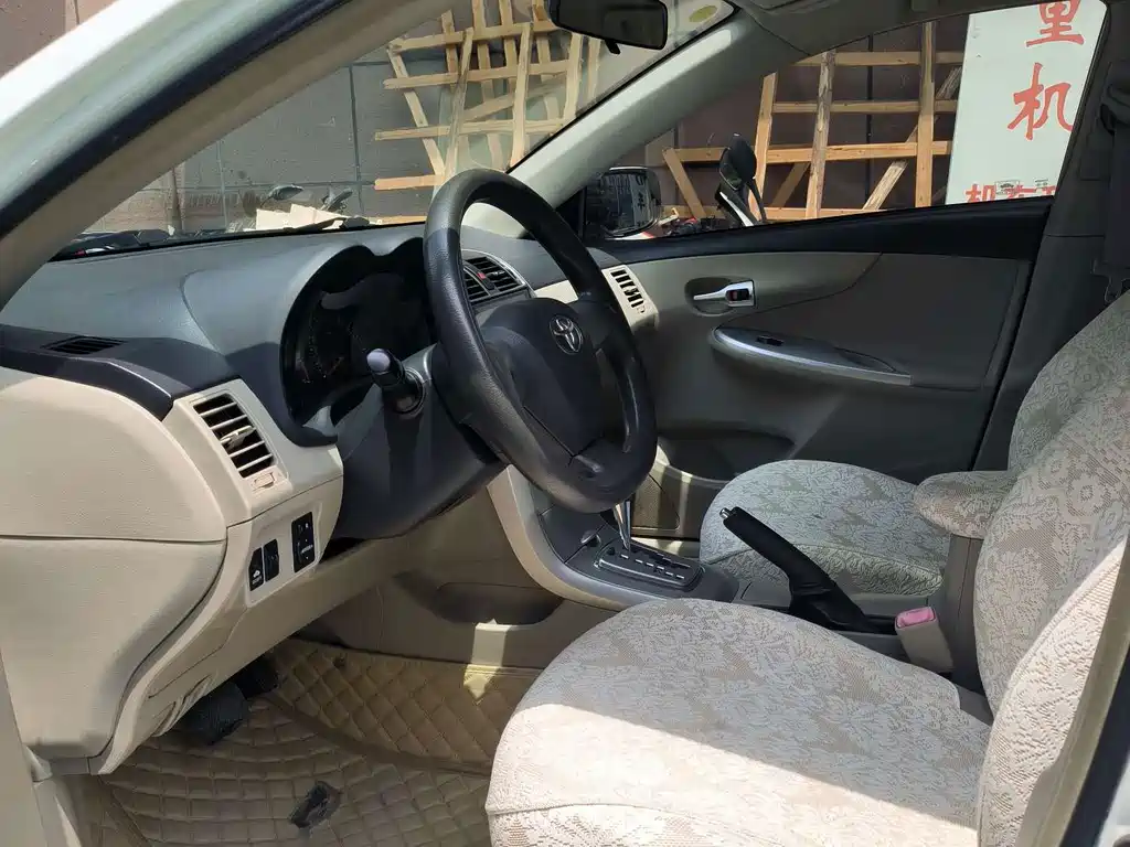 Toyota Corolla — миниатюра 8