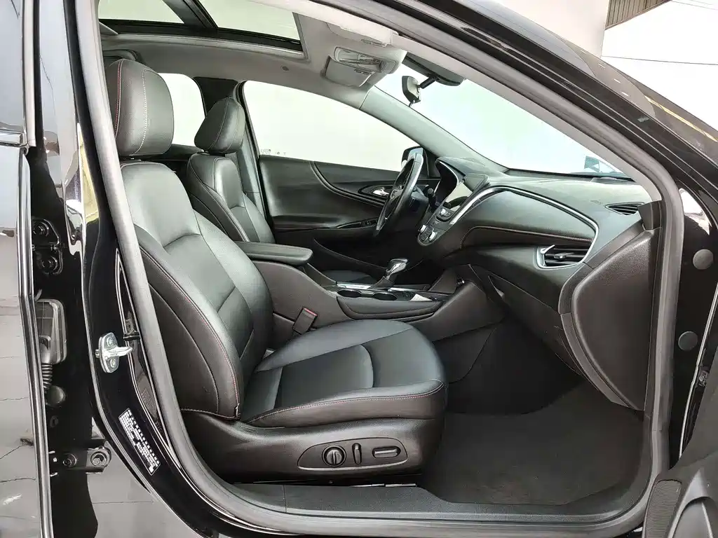 Chevrolet Malibu XL — миниатюра 10