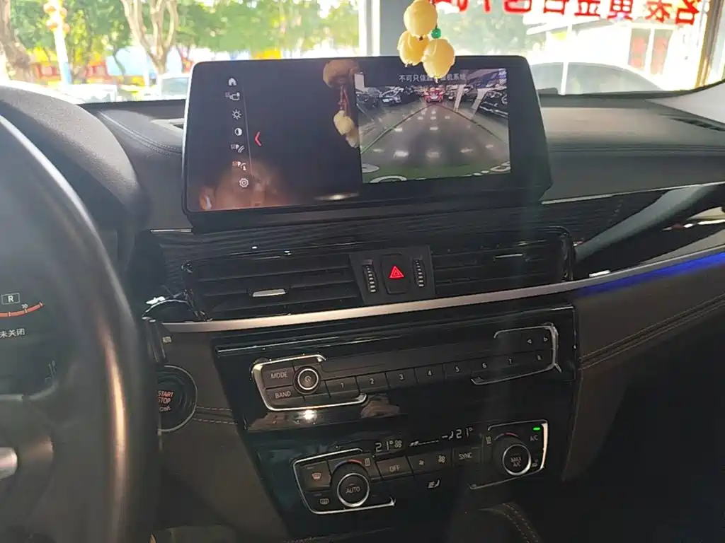 BMW X2 — миниатюра 13