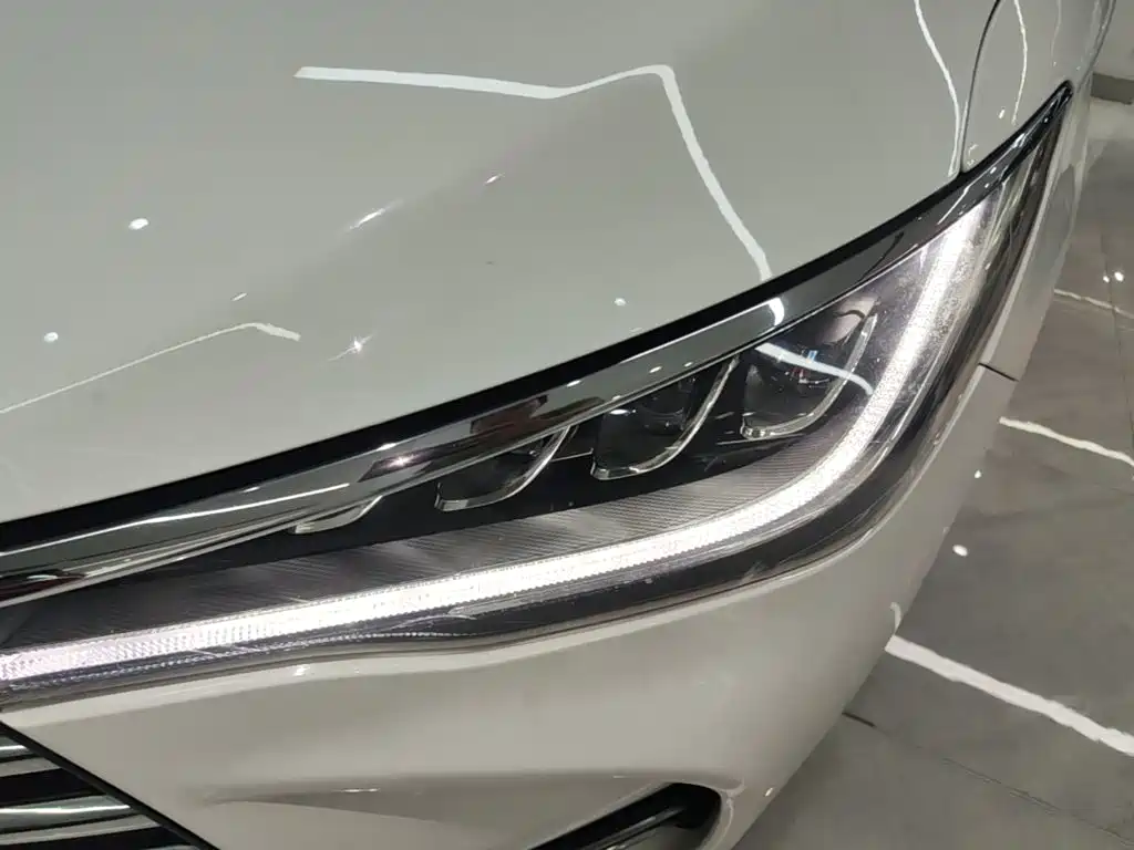BYD MAX — миниатюра 24