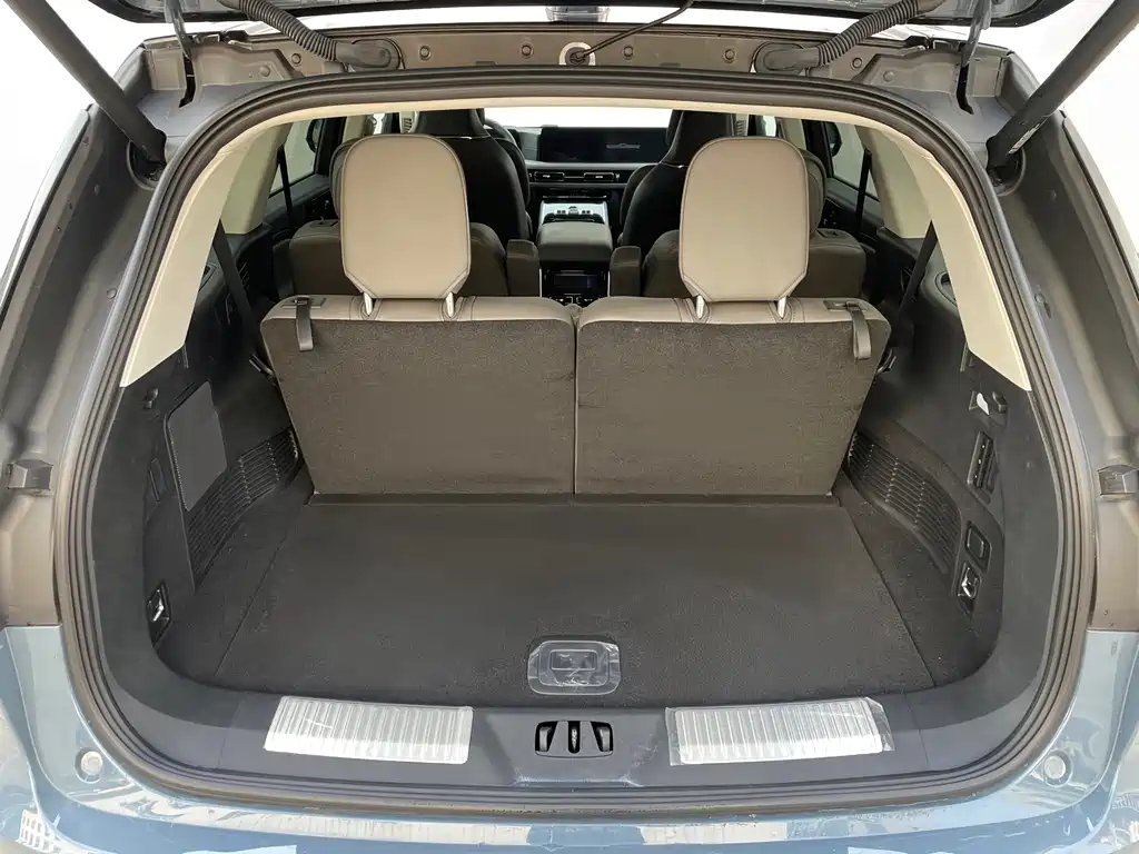 Lincoln Aviator — миниатюра 9
