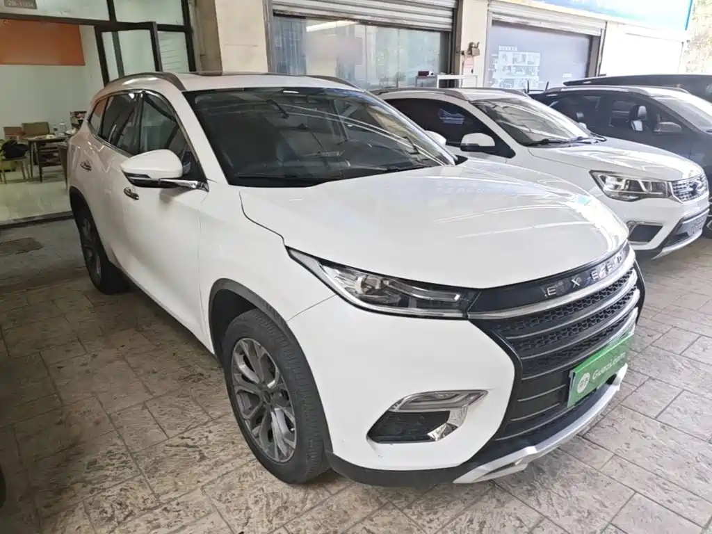 Exeed Lingyun — миниатюра 4