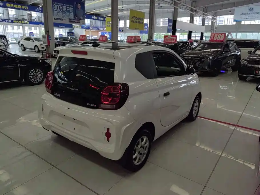 Roewe Clever — миниатюра 3
