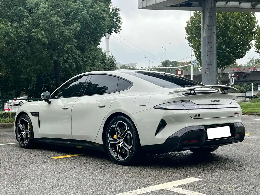 XIAOMI CAR XIAOMI SU7