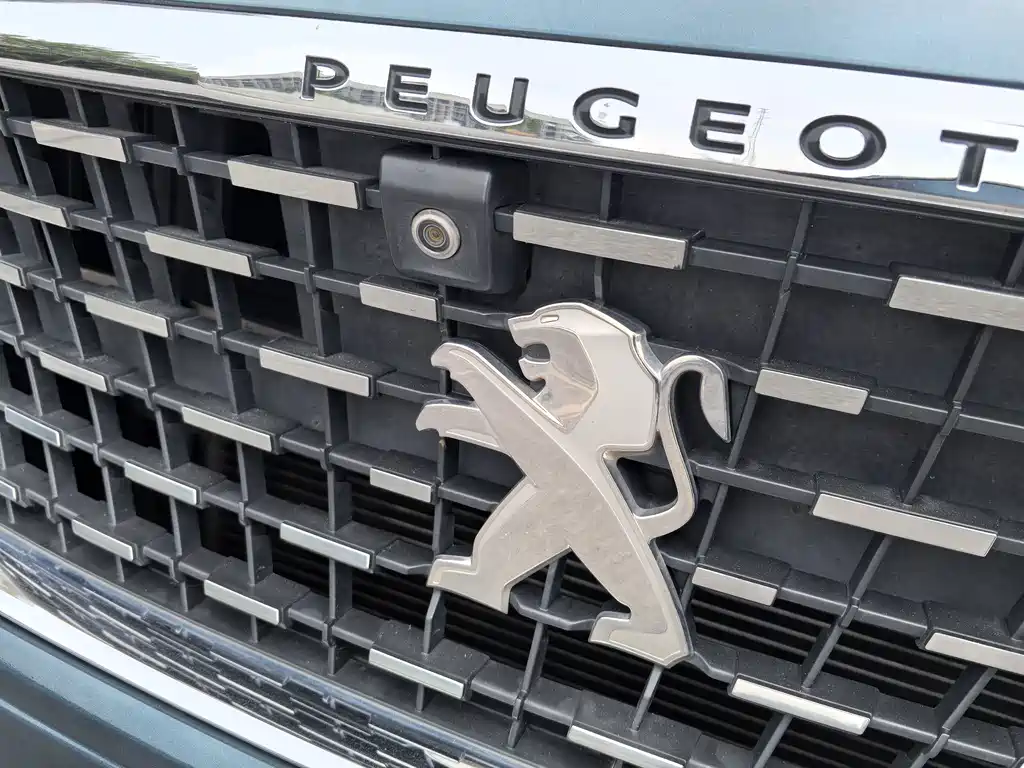 Peugeot 5008 — миниатюра 10