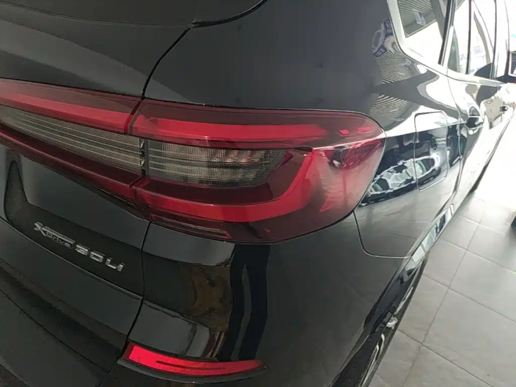 BMW X5 — миниатюра 8