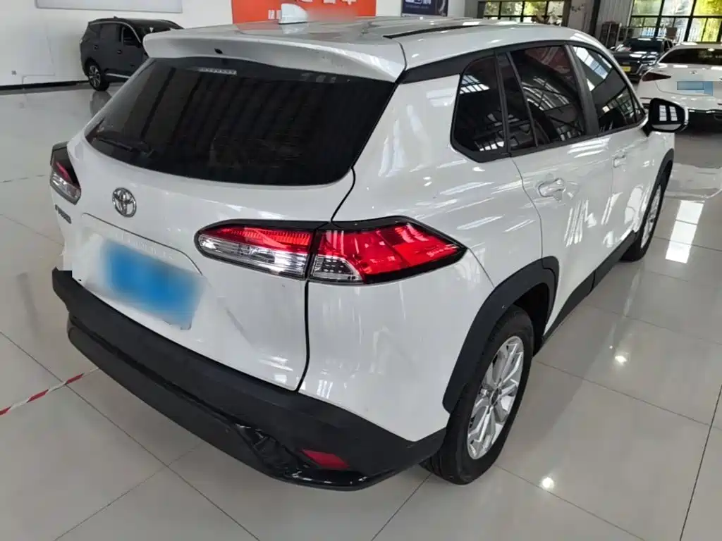 Toyota Frontlander — миниатюра 7