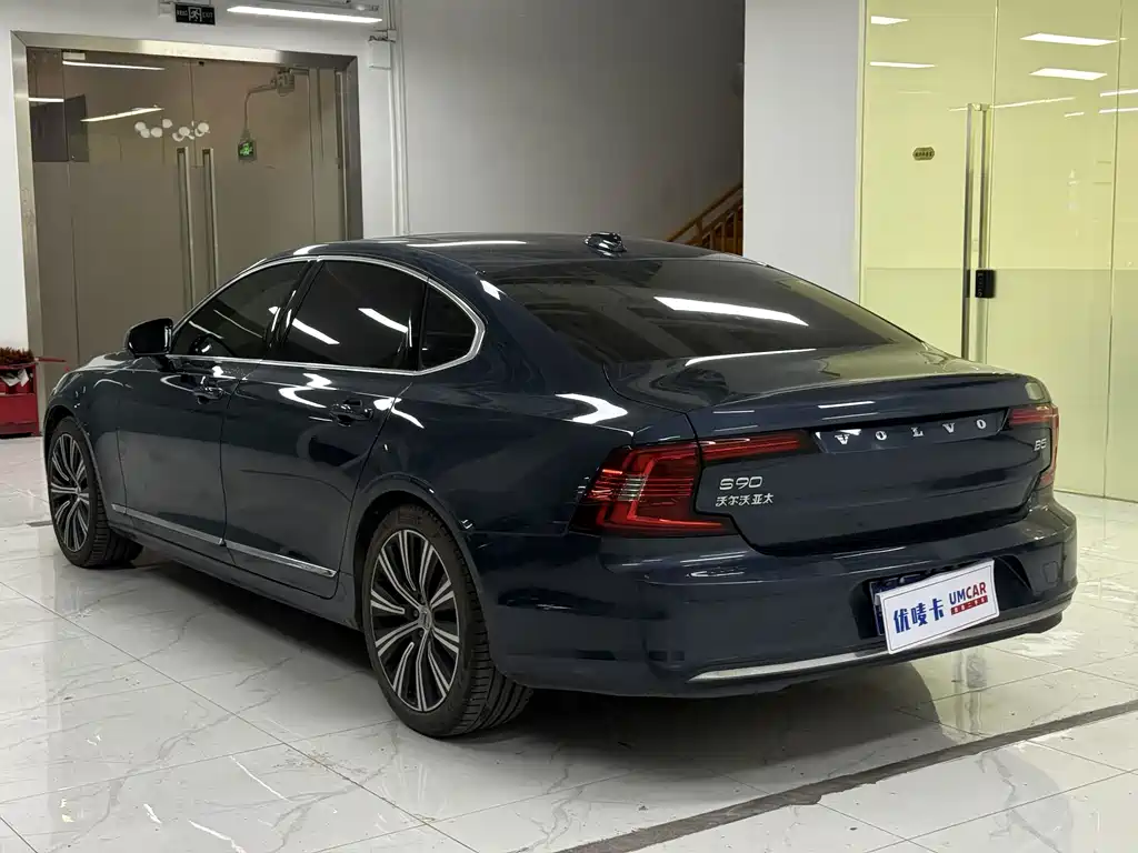 Volvo S90 2024 — фото 4