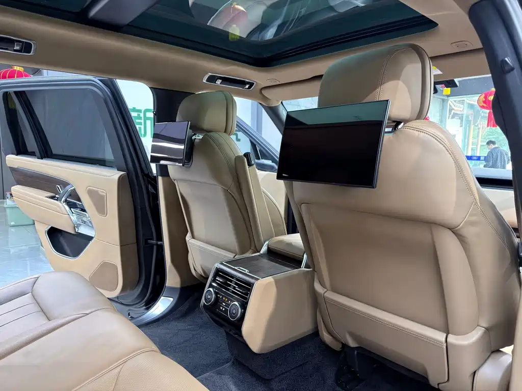Land Rover Range Rover — миниатюра 15