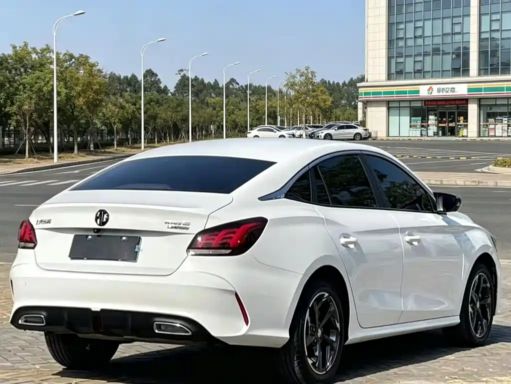 MG MG5 — миниатюра 4