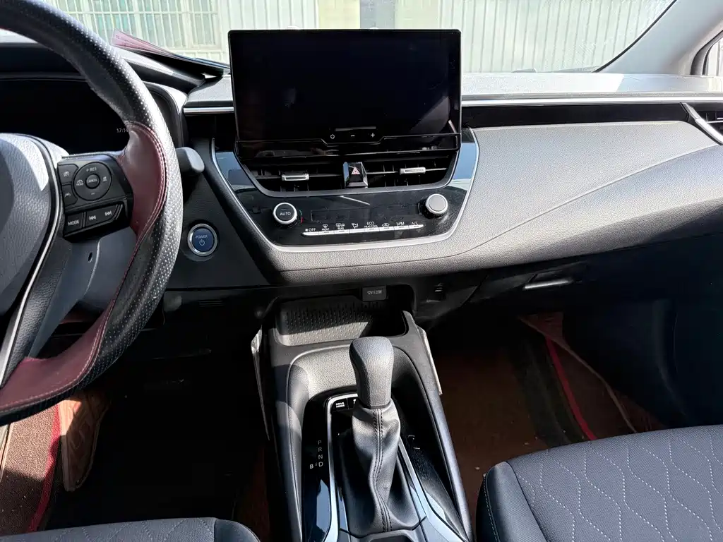 Toyota Corolla — миниатюра 15