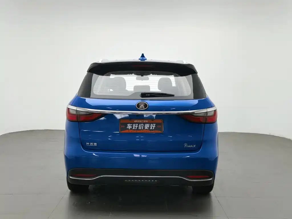 BYD MAX — миниатюра 4