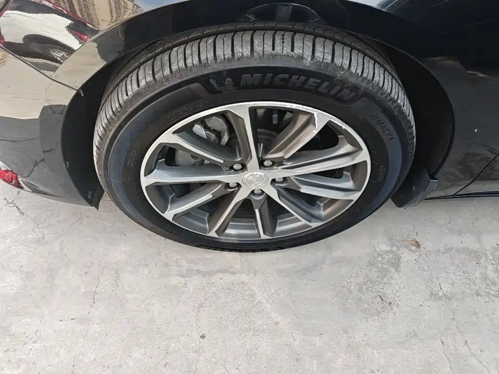 Buick LaCrosse — миниатюра 23