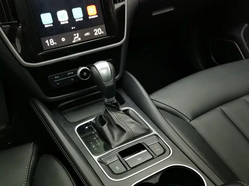 BYD MAX — миниатюра 13