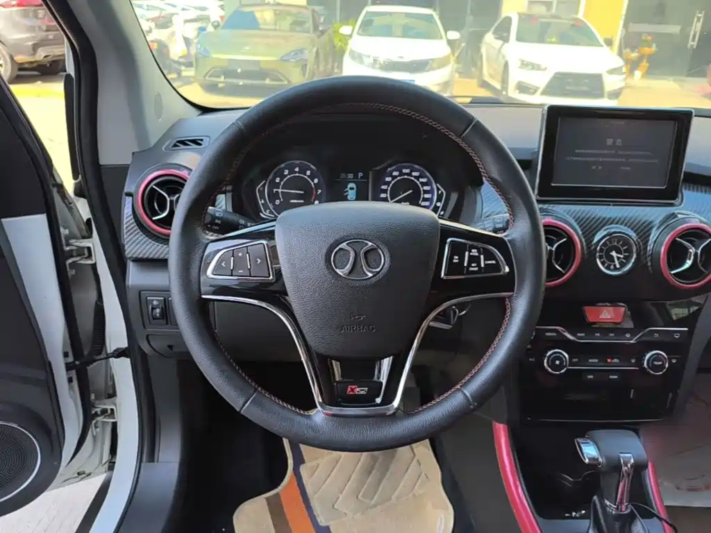 BAIC Senova X25 — миниатюра 11