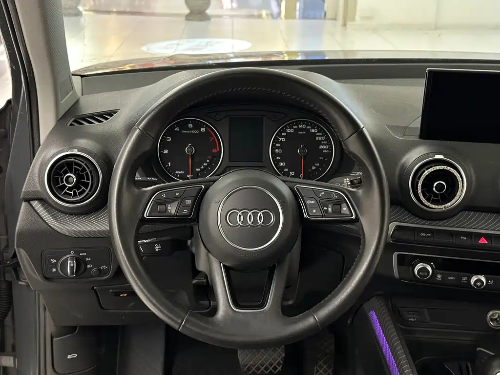 Audi Q2L — миниатюра 16