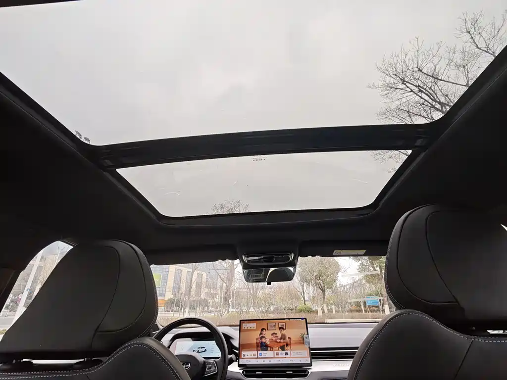 GEELY AUTOMOBILE XINGRUI