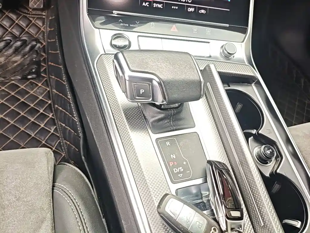 Audi A6L — миниатюра 14