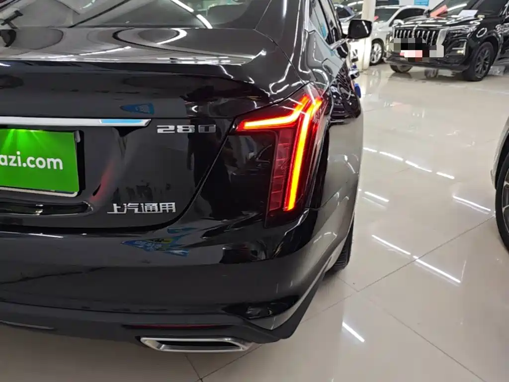 Cadillac CT5 — миниатюра 8