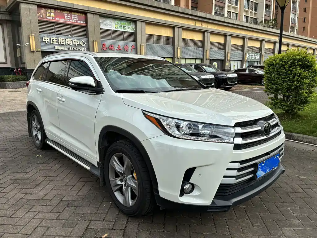 Toyota Highlander — миниатюра 3