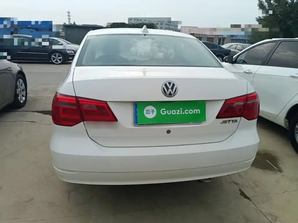 Volkswagen Jetta — миниатюра 6