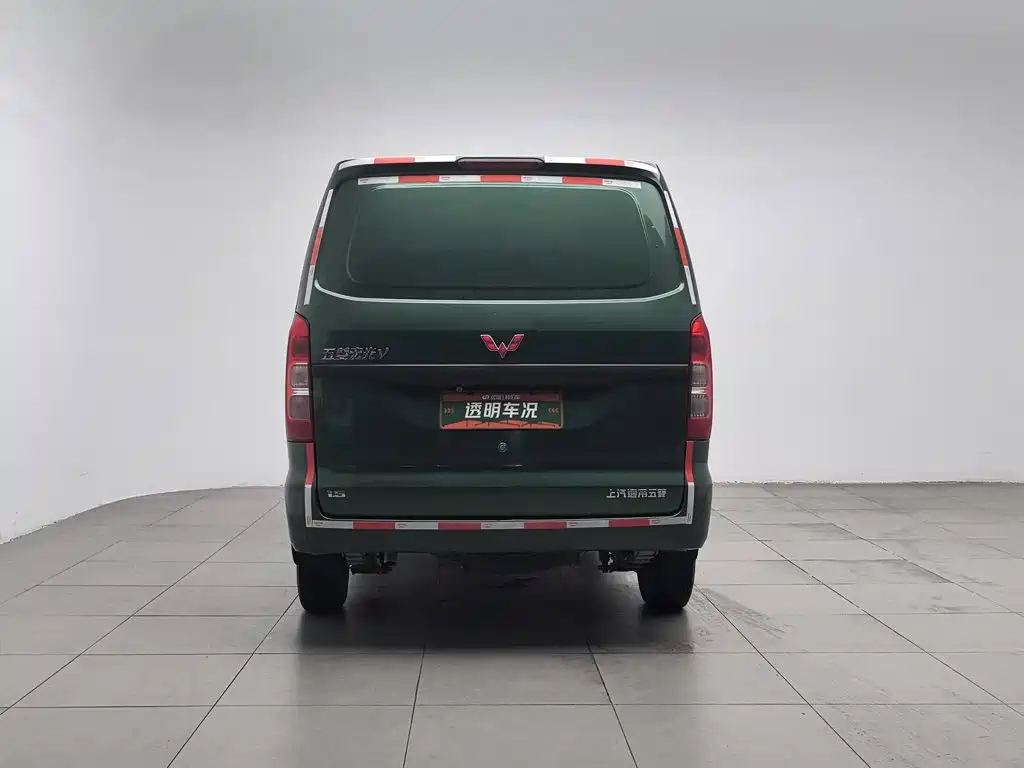 Wuling Hongguang V — миниатюра 4
