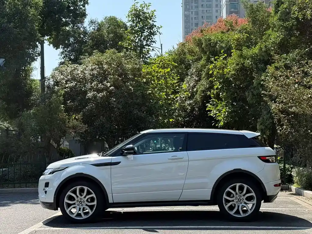 Land Rover Evoque (Import) — миниатюра 4