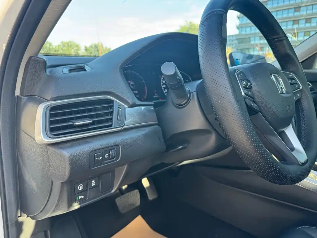 Honda Accord — миниатюра 23