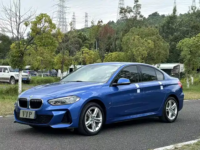 BMW  1 SERIES 2019