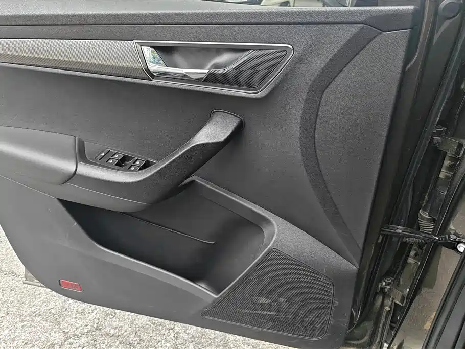 Skoda Karoq 2019 TSI280 Luxury V