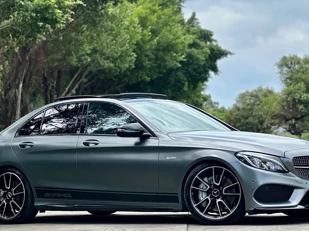 MERCEDES-BENZ C CLASS AMG