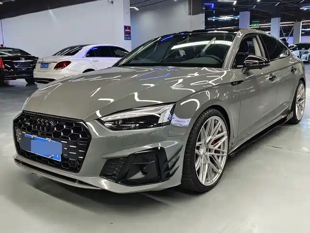 AUDI A5 2021