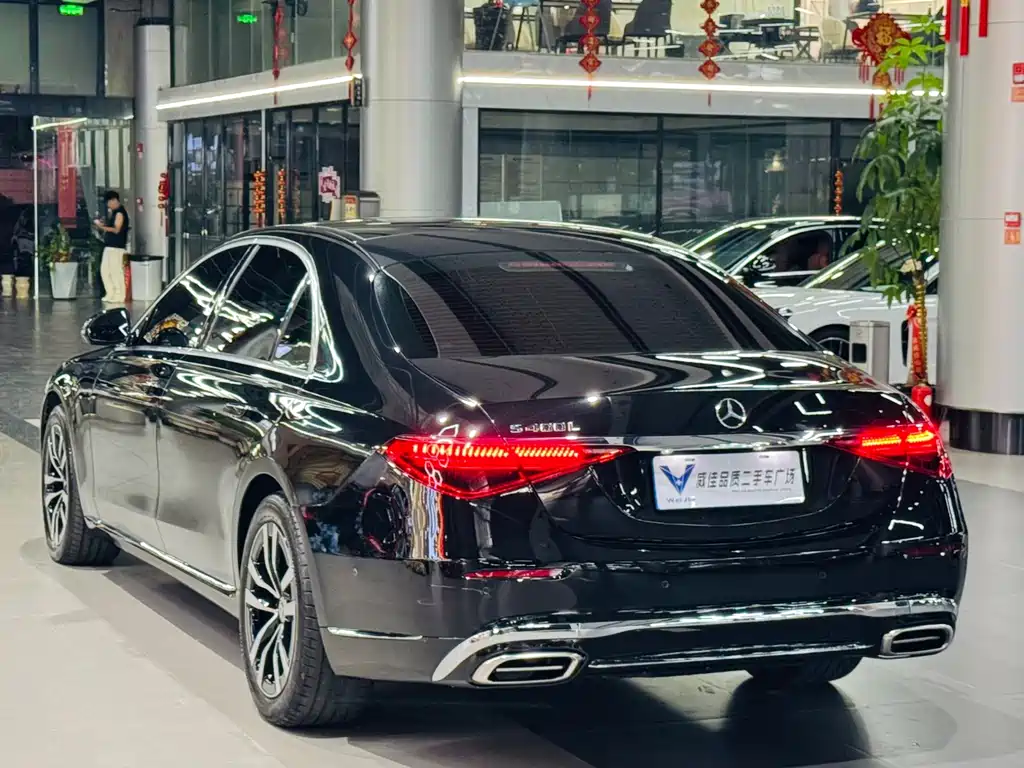 Mercedes-Benz S-Class — миниатюра 7