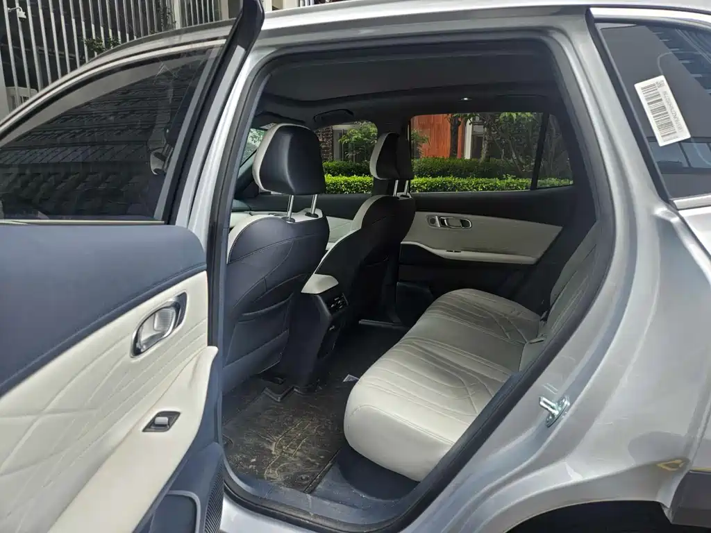Geely Galaxy Galaxy 7 7 2025 120km +