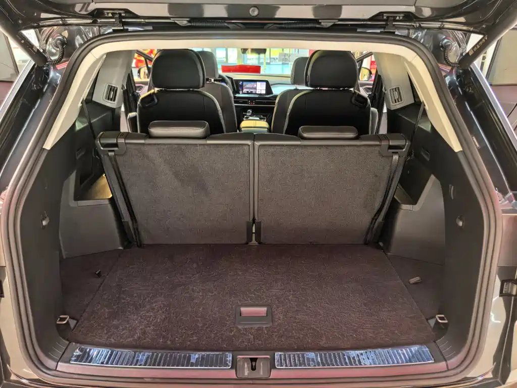 Volkswagen Talagon — миниатюра 18