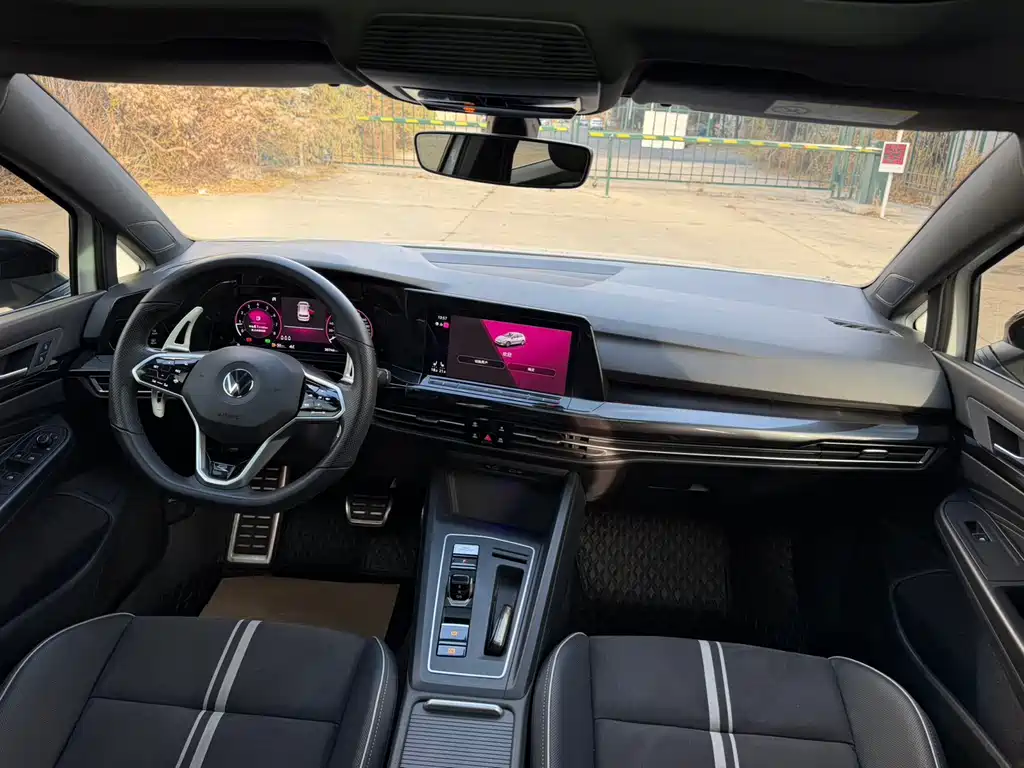 Volkswagen Golf — миниатюра 16