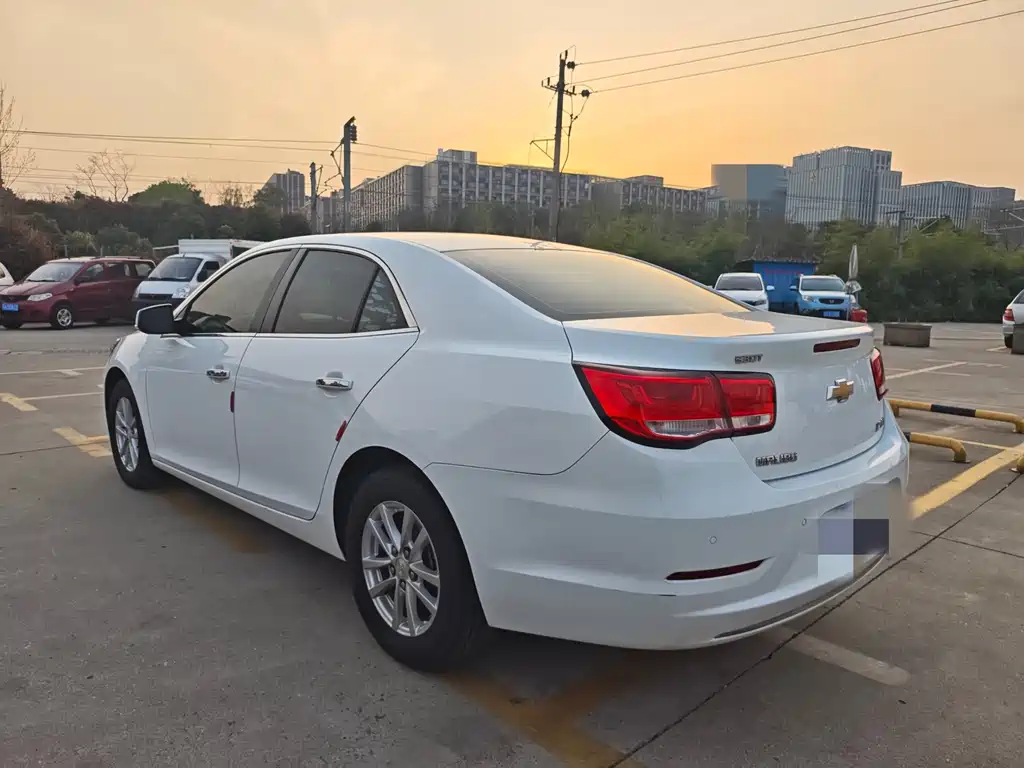 Chevrolet Malibu — миниатюра 4