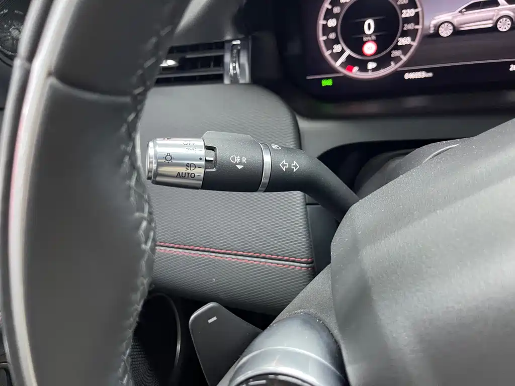 Land Rover Discovery Sport — миниатюра 14