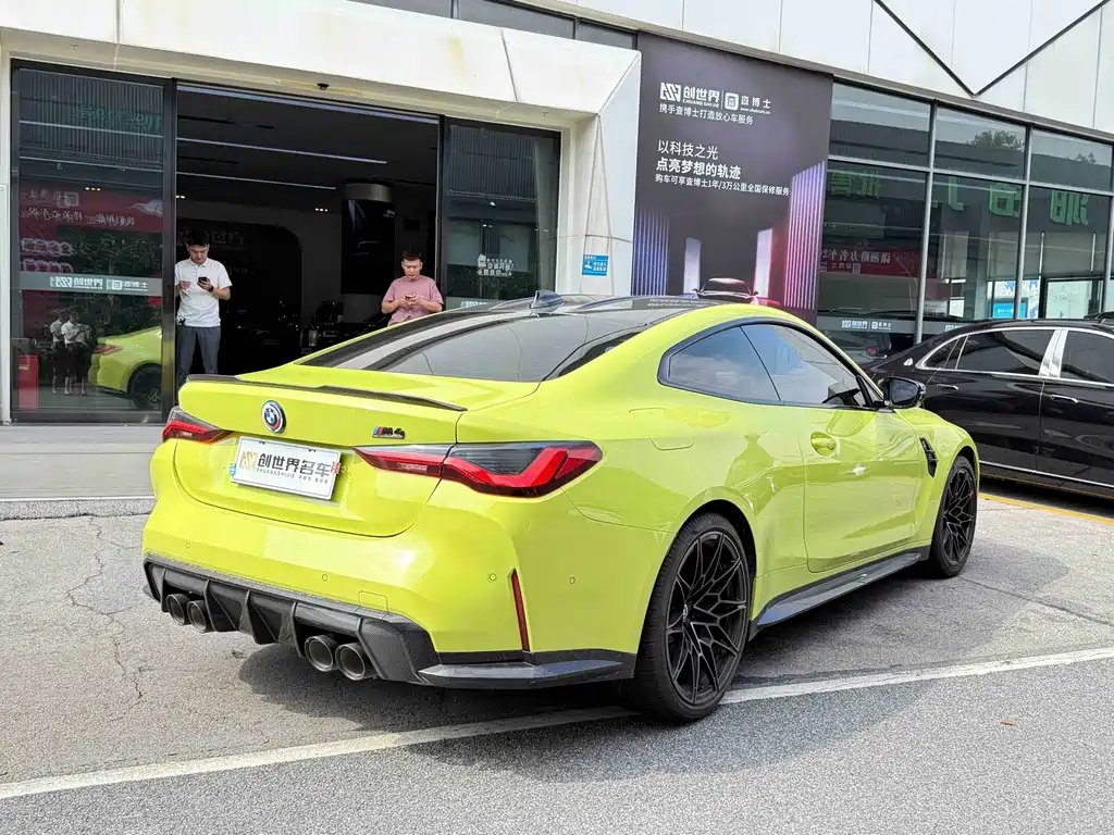 BMW M4 — миниатюра 7