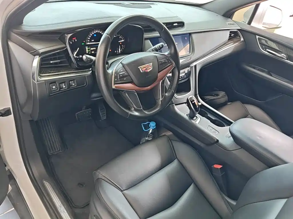 Cadillac XT5 — миниатюра 10