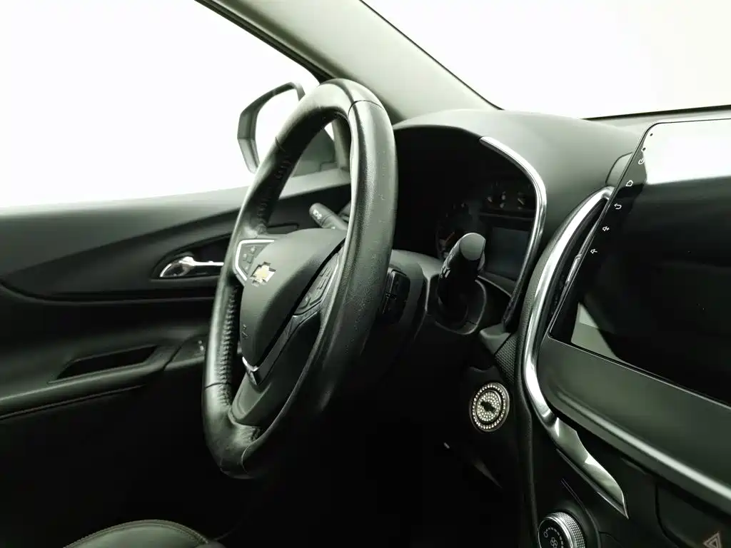 Chevrolet Equinox — миниатюра 22