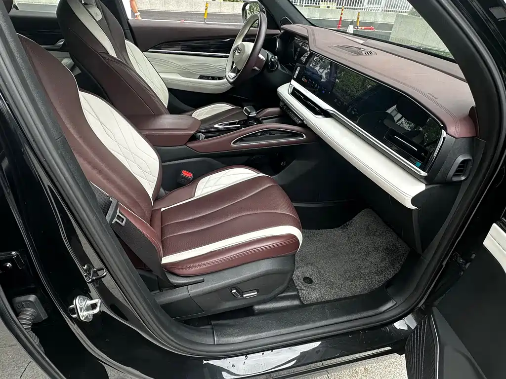 Geely Xingyue L — миниатюра 12