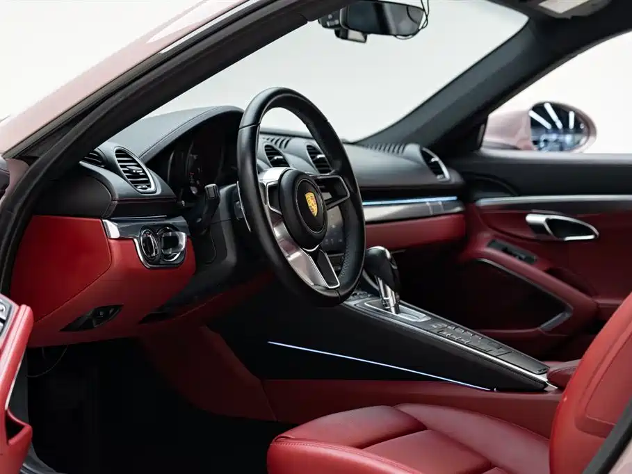 Porsche 718 2022 Cayman 2.0T