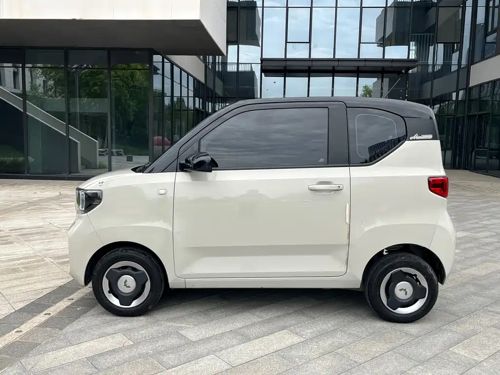 Wuling MINIEV — миниатюра 10