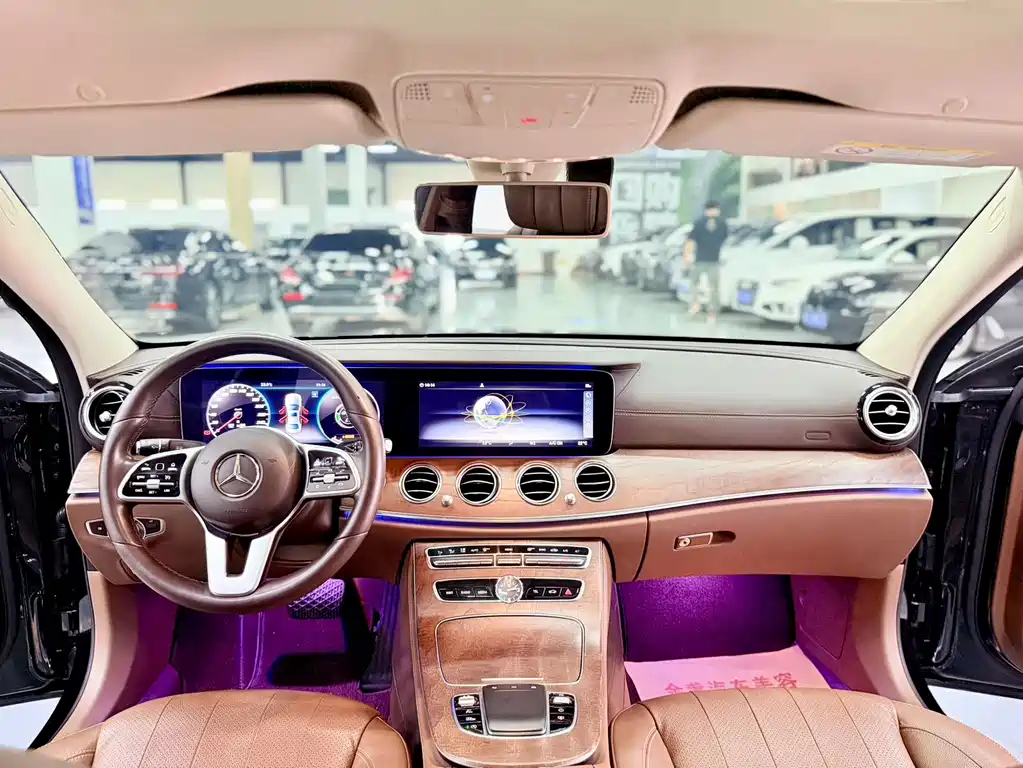 Mercedes-Benz E-Class — миниатюра 4