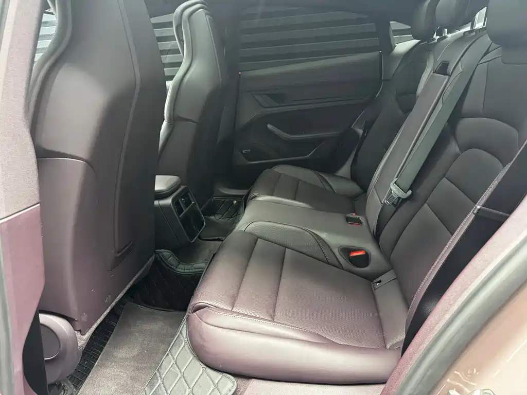 Porsche Taycan 2022 Taycan